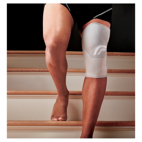 Futuro Knee support, size S 30.5-36.8 cm